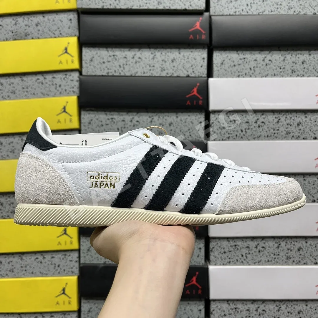 아디다스 [GOD] 재팬 IH5489 200845 Adidas Japan Cloud White Black 상세 이미지 4