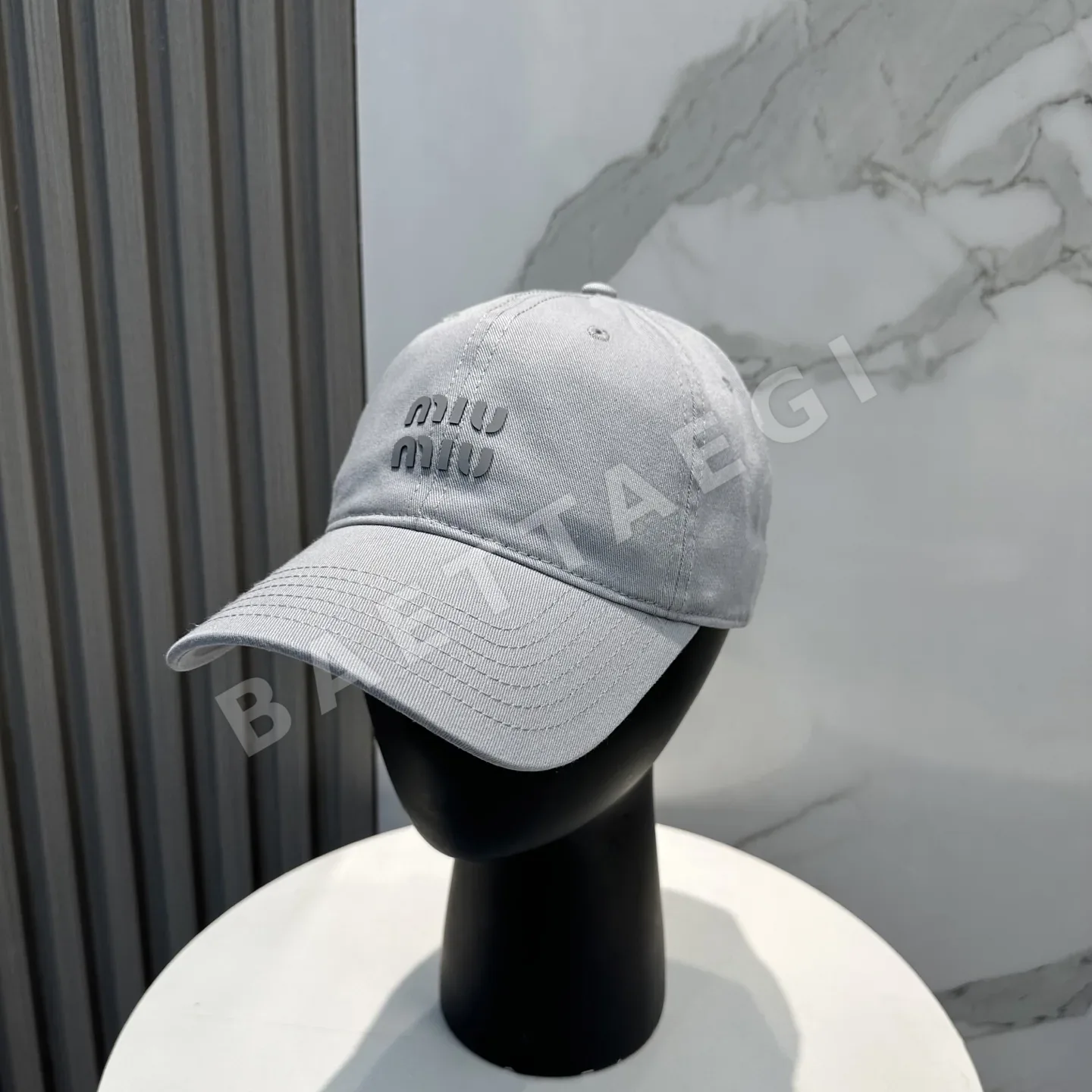 미우미우 베이스볼 캡 185822