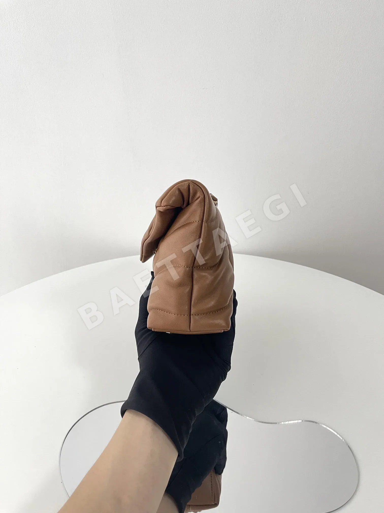 생로랑 루루 퍼퍼 미니 더블 체인 가방 759337 상세 이미지 4
