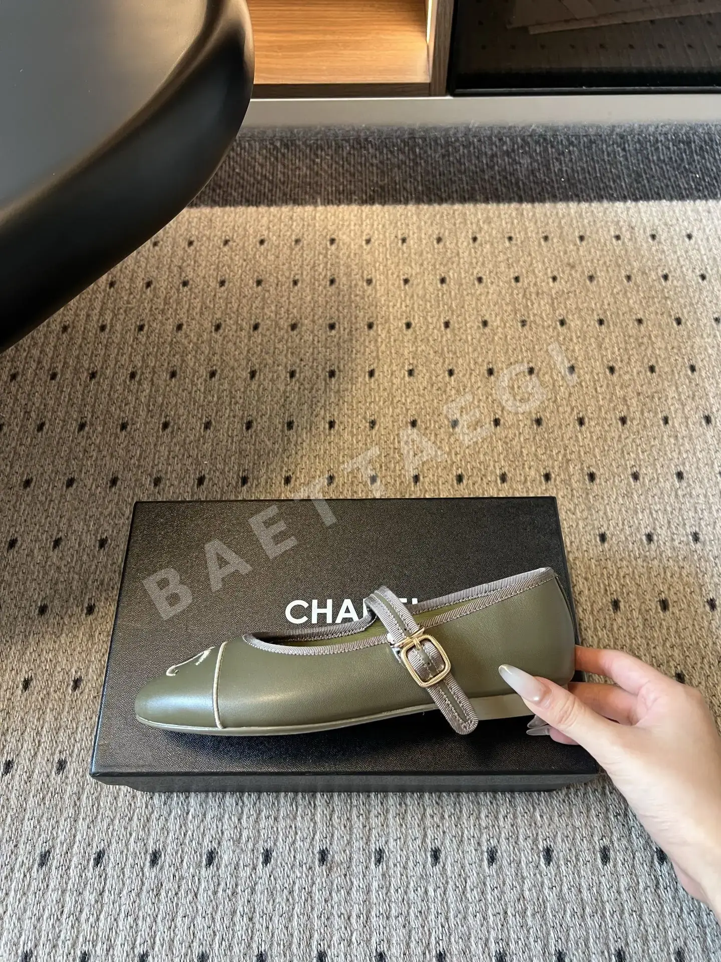 샤넬 더블 C 메리제인 시프스킨 더블 C 자수 상세 이미지 5
