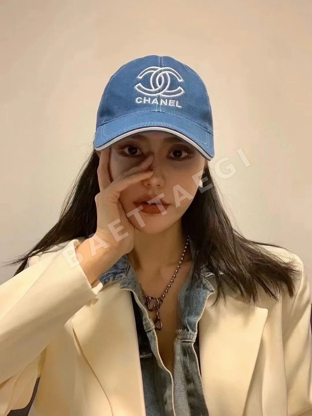 샤넬 데님 자수 로고 야구모자 82026