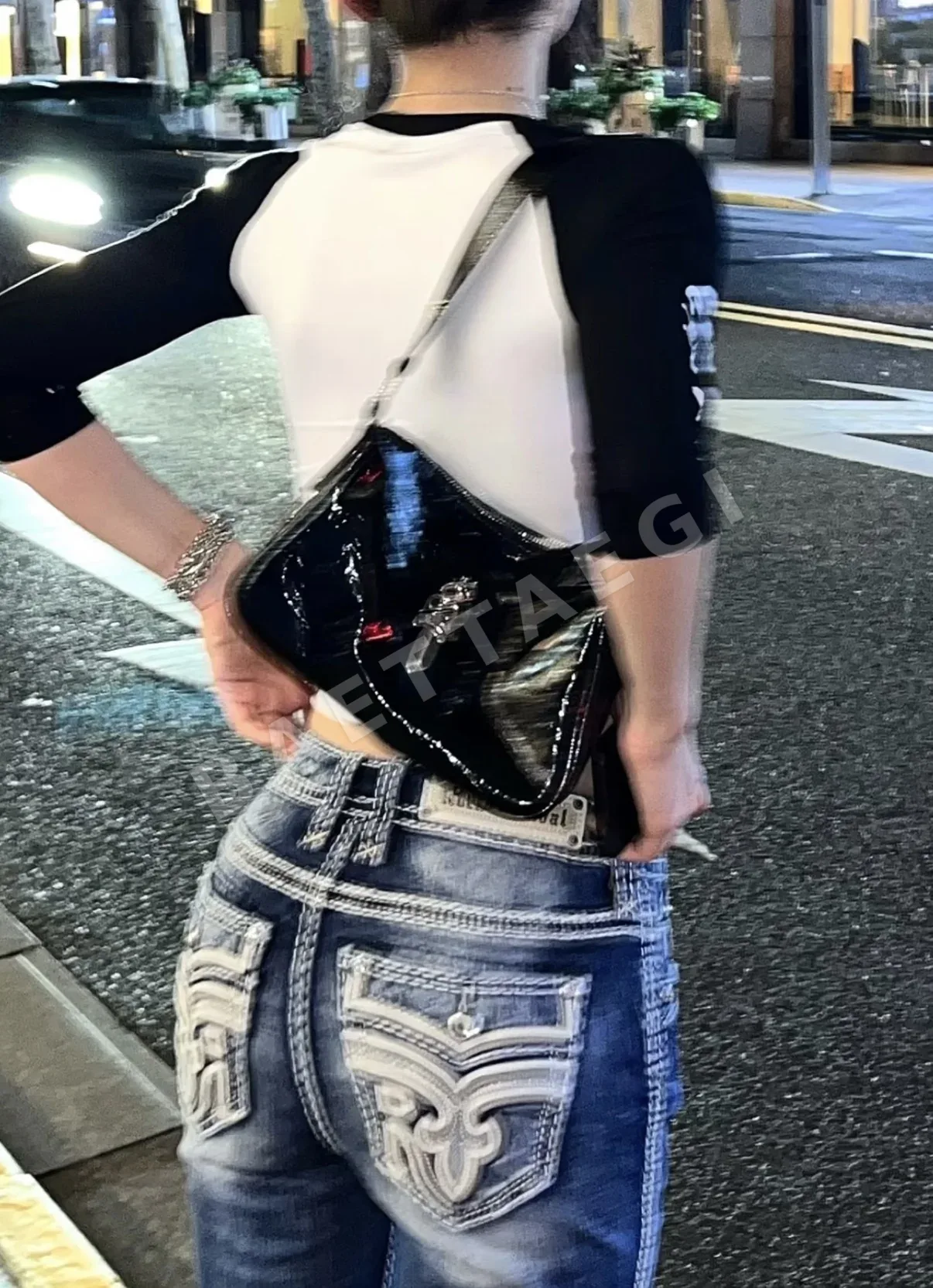 크롬하츠 블랙 페이턴트 레더 가방 상세 이미지 11