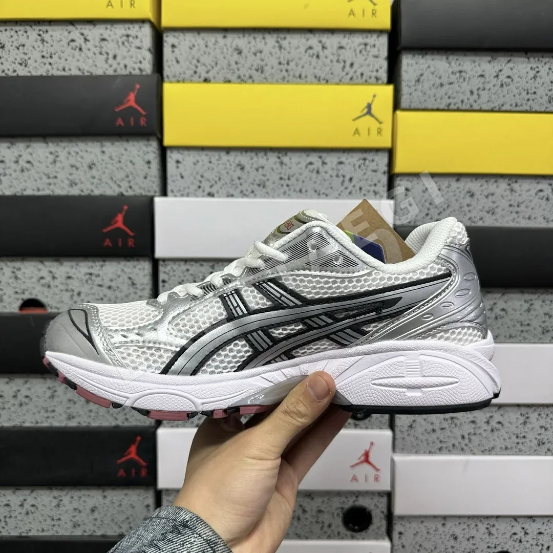 아식스 [LZ] 젤 카야노 14 1201A019-104 200596 Asics Gel-Kayano 14 White Pure Silver 상세 이미지 4