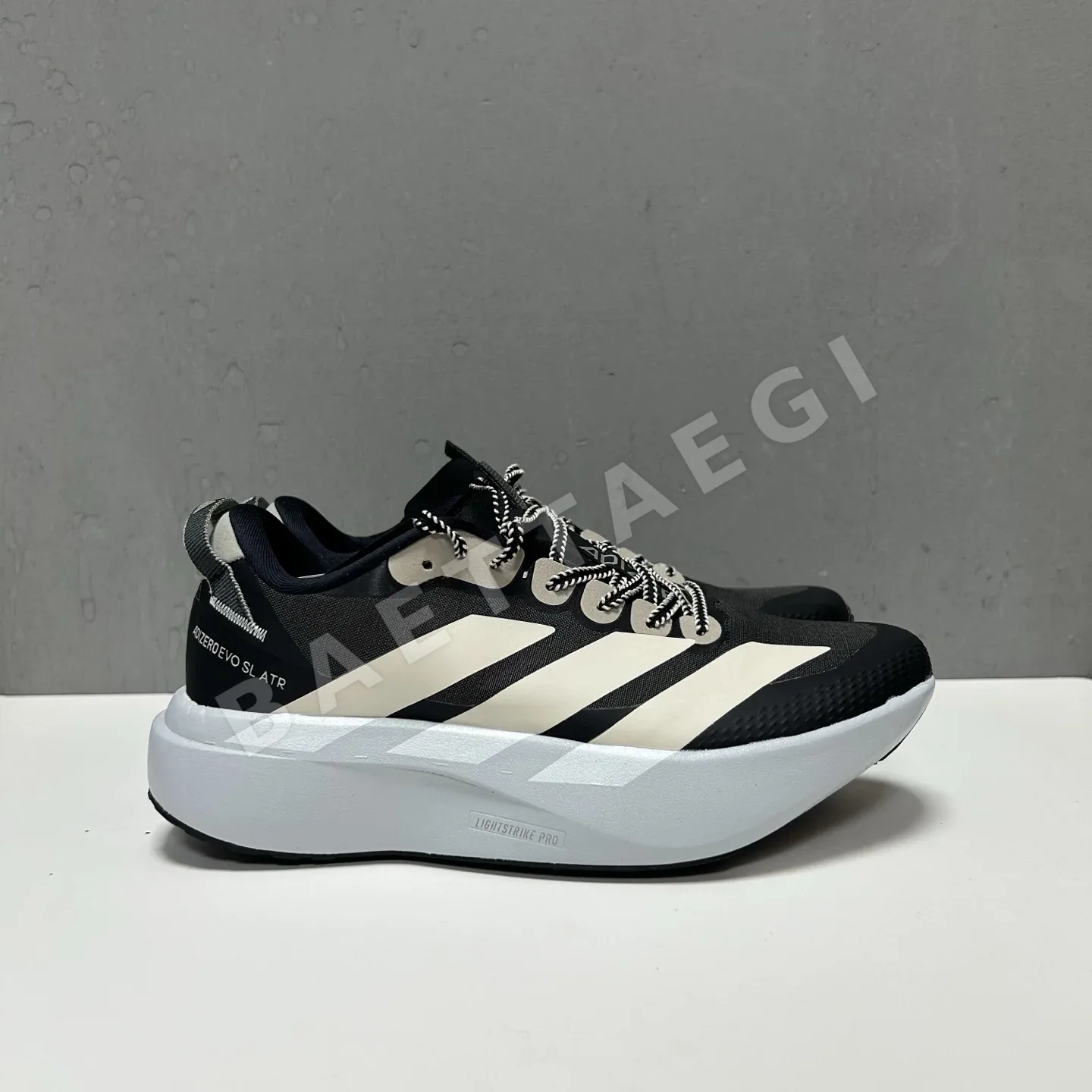 아디다스 신발 157704 Adidas Sneakers
