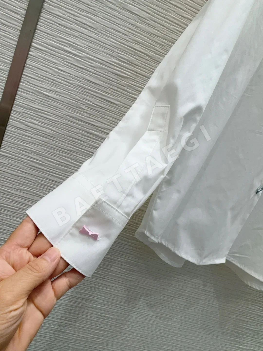 디올 유선형 디자인 여성 셔츠 상세 이미지 7