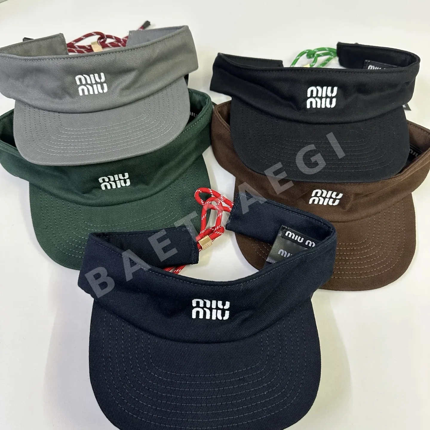 미우미우 바이저 모자 상세 이미지 9