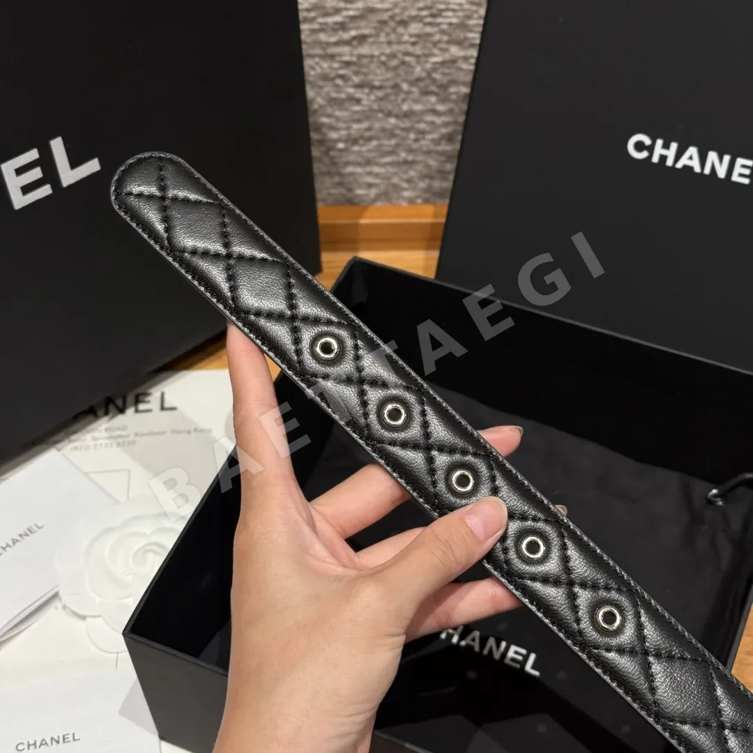 샤넬 더블 C 메탈 로고 램스킨 벨트 상세 이미지 7