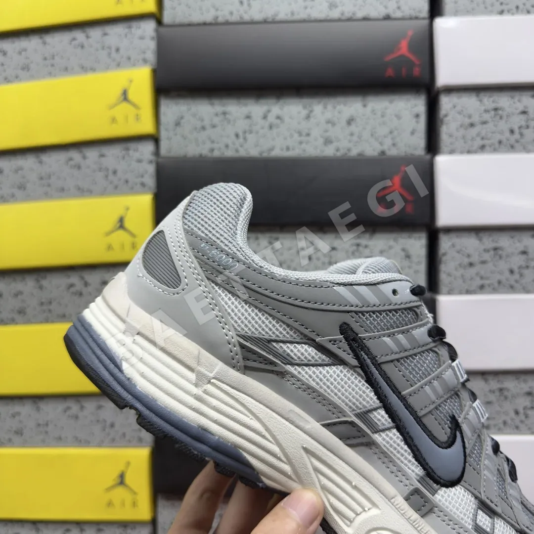 나이키 [PE] P 6000 IR5279-003 201796 Nike P-6000 Light Smoke Grey Blue Graphite 상세 이미지 2