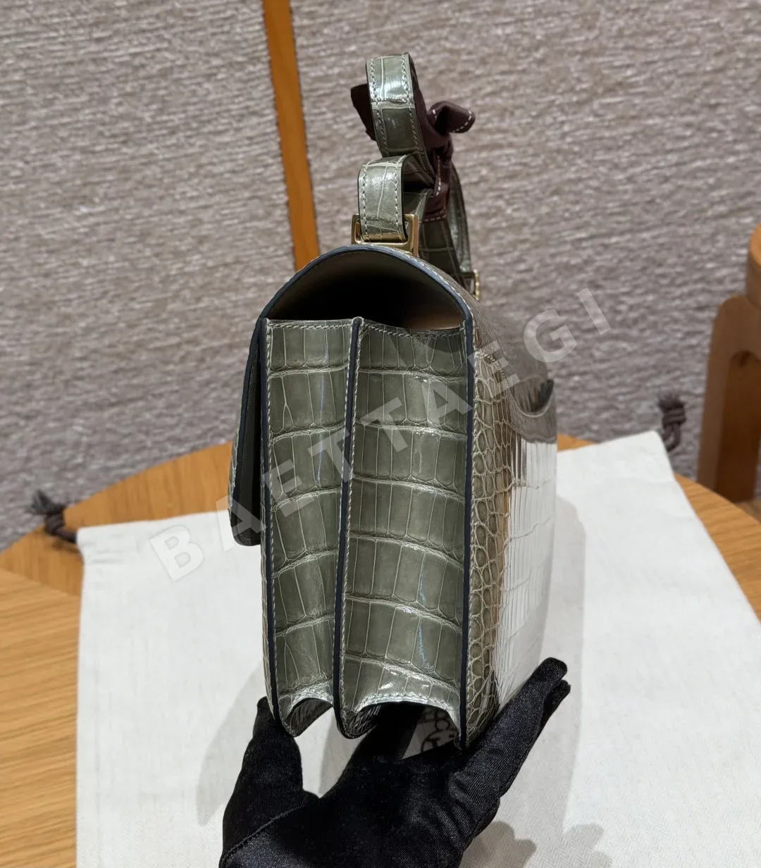 에르메스 컨스탄스 투렐 그레이 악어가죽 지갑 상세 이미지 4
