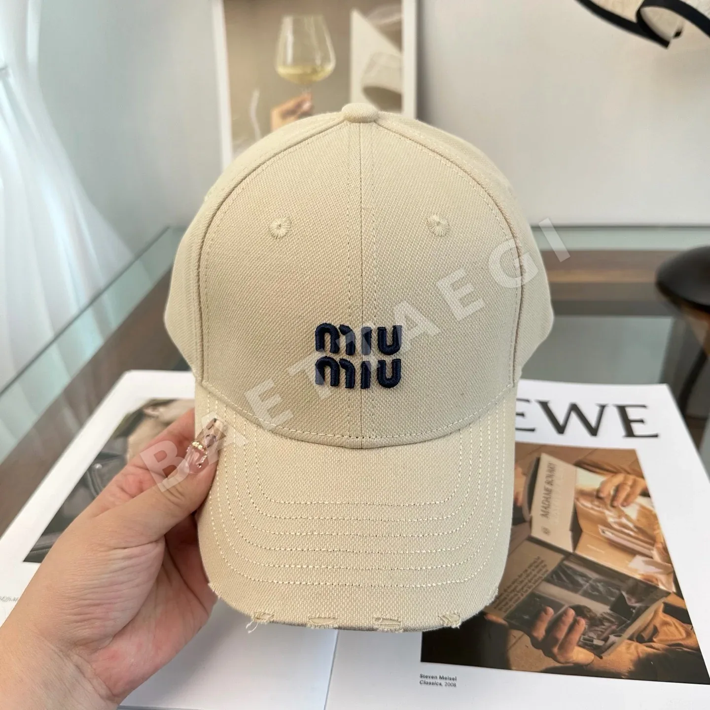 미우미우 베이스볼캡 상세 이미지 4