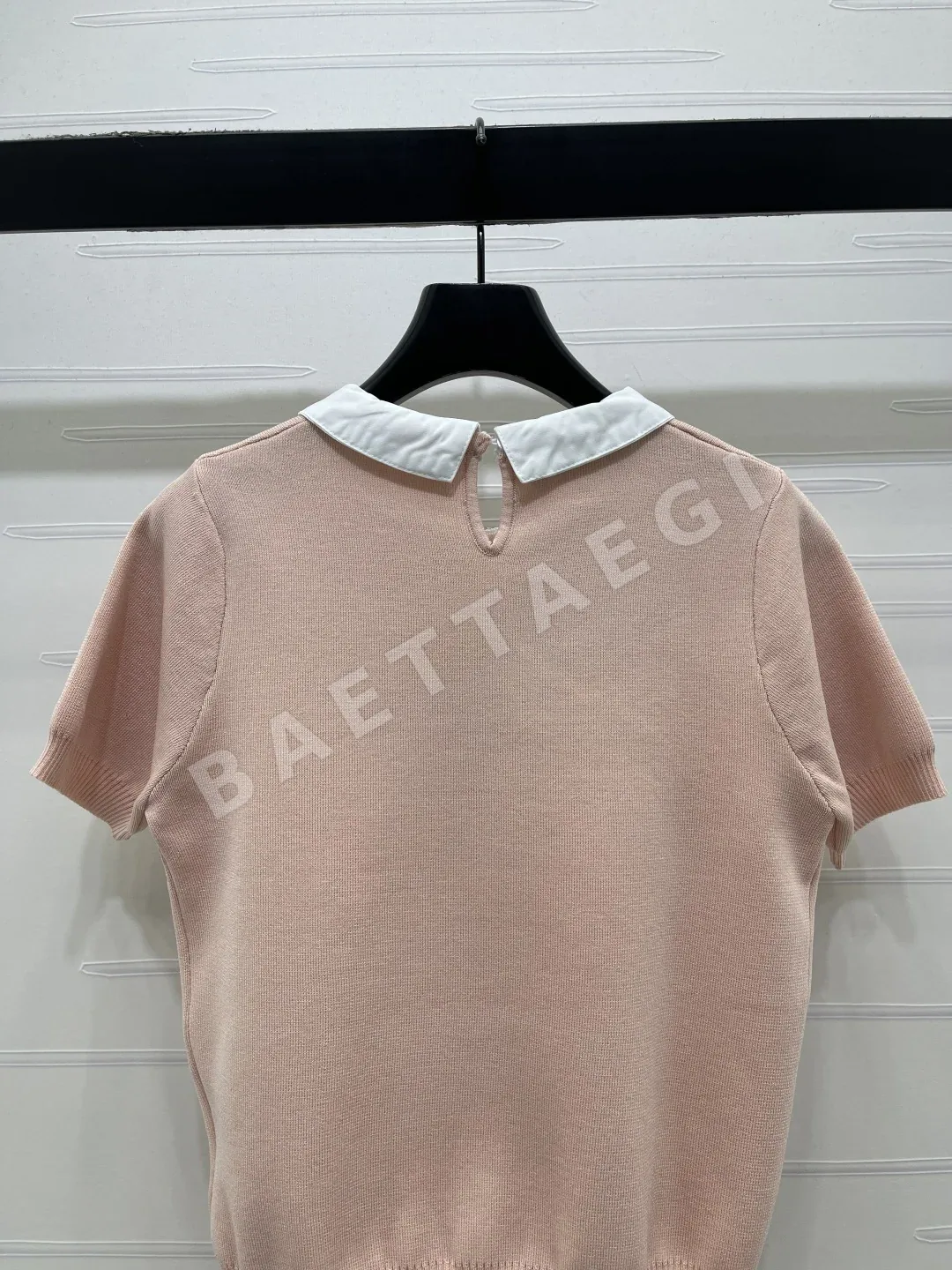 미우미우 라인스톤 장식 카라 니트 반팔 탑 상세 이미지 7