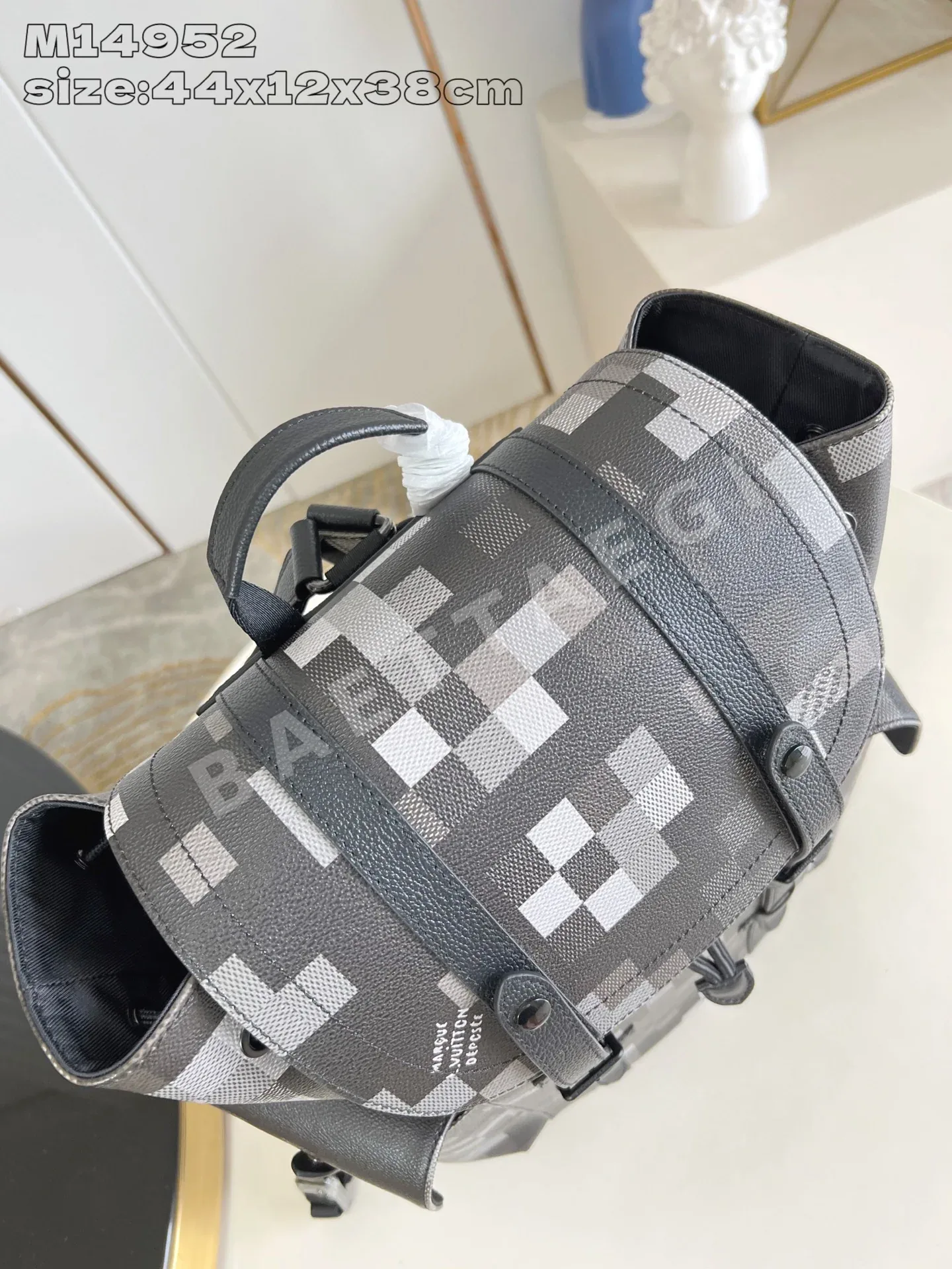 루이비통 M14952 블랙 백팩 미디엄 상세 이미지 7