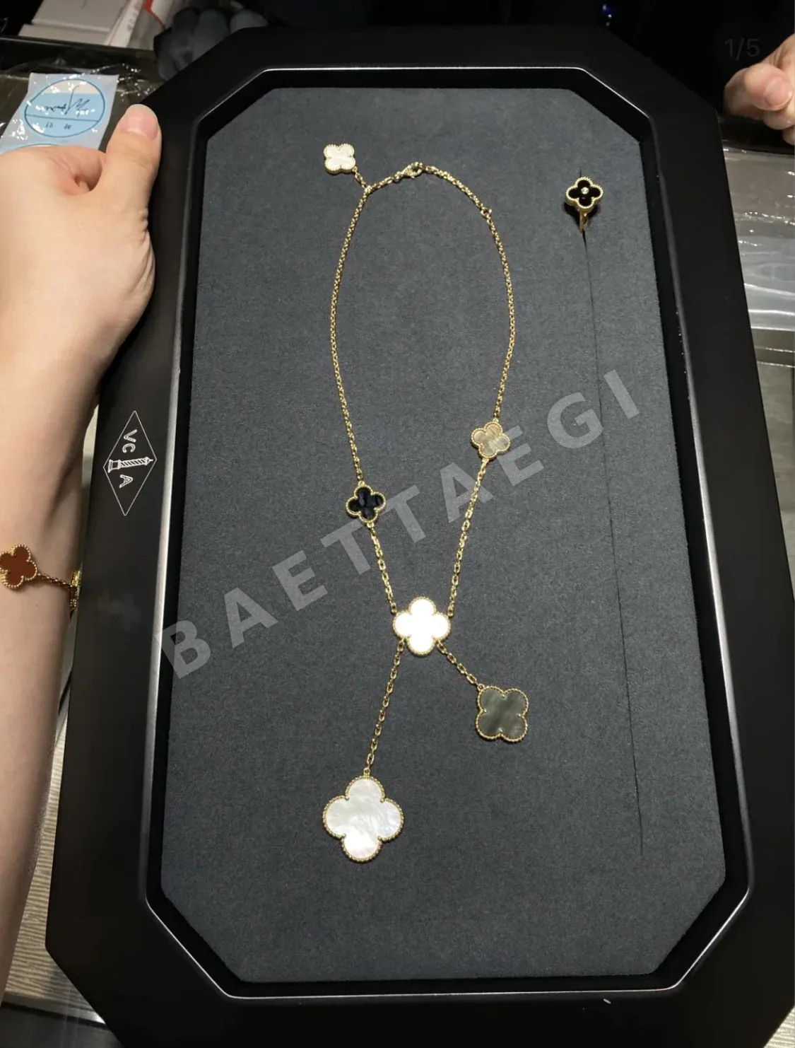 반클리프앤아펠 플라워 모티프 목걸이 63970