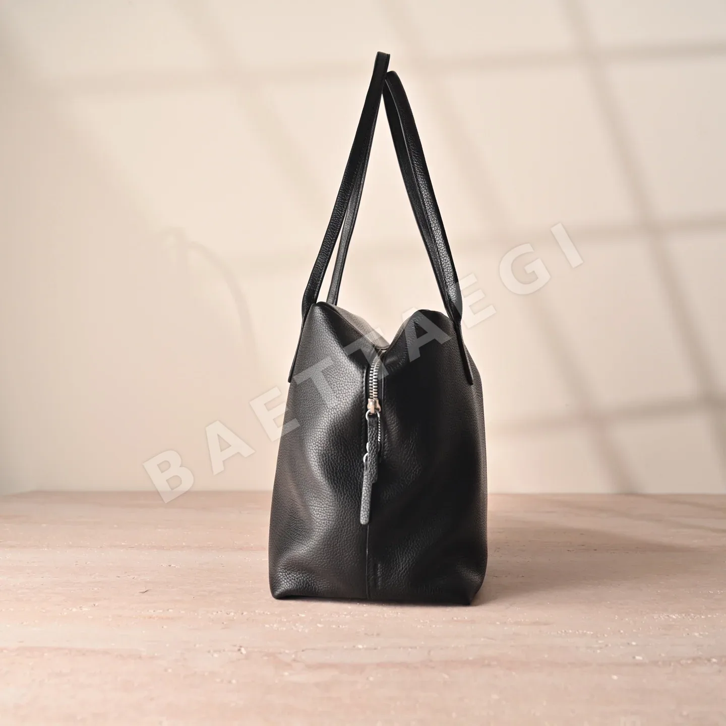 더로우 가방 상세 이미지 3