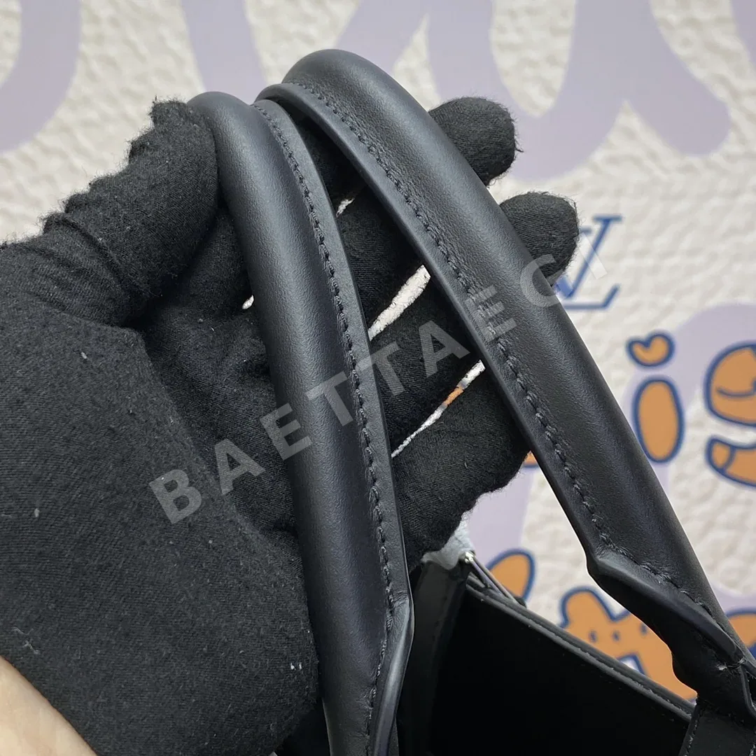 루이비통 모노그램 에클립스 삭 플라트 24 H 핸드백 M47059 상세 이미지 6