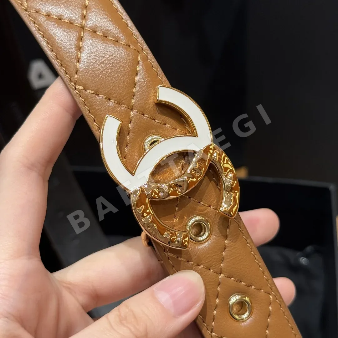 샤넬 더블 C 메탈 로고 램스킨 벨트 상세 이미지 4