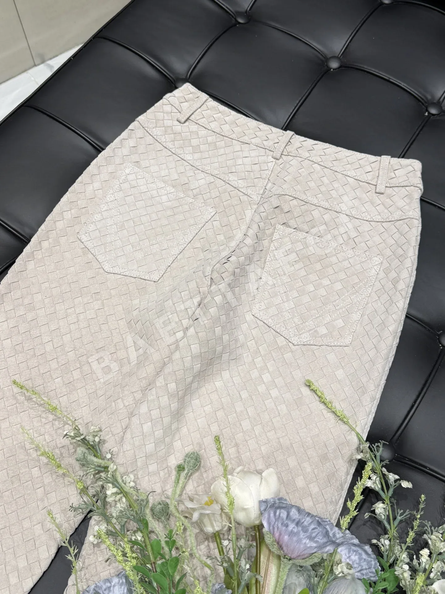 보테가베네타 와이드 레그 가죽 바지 상세 이미지 9