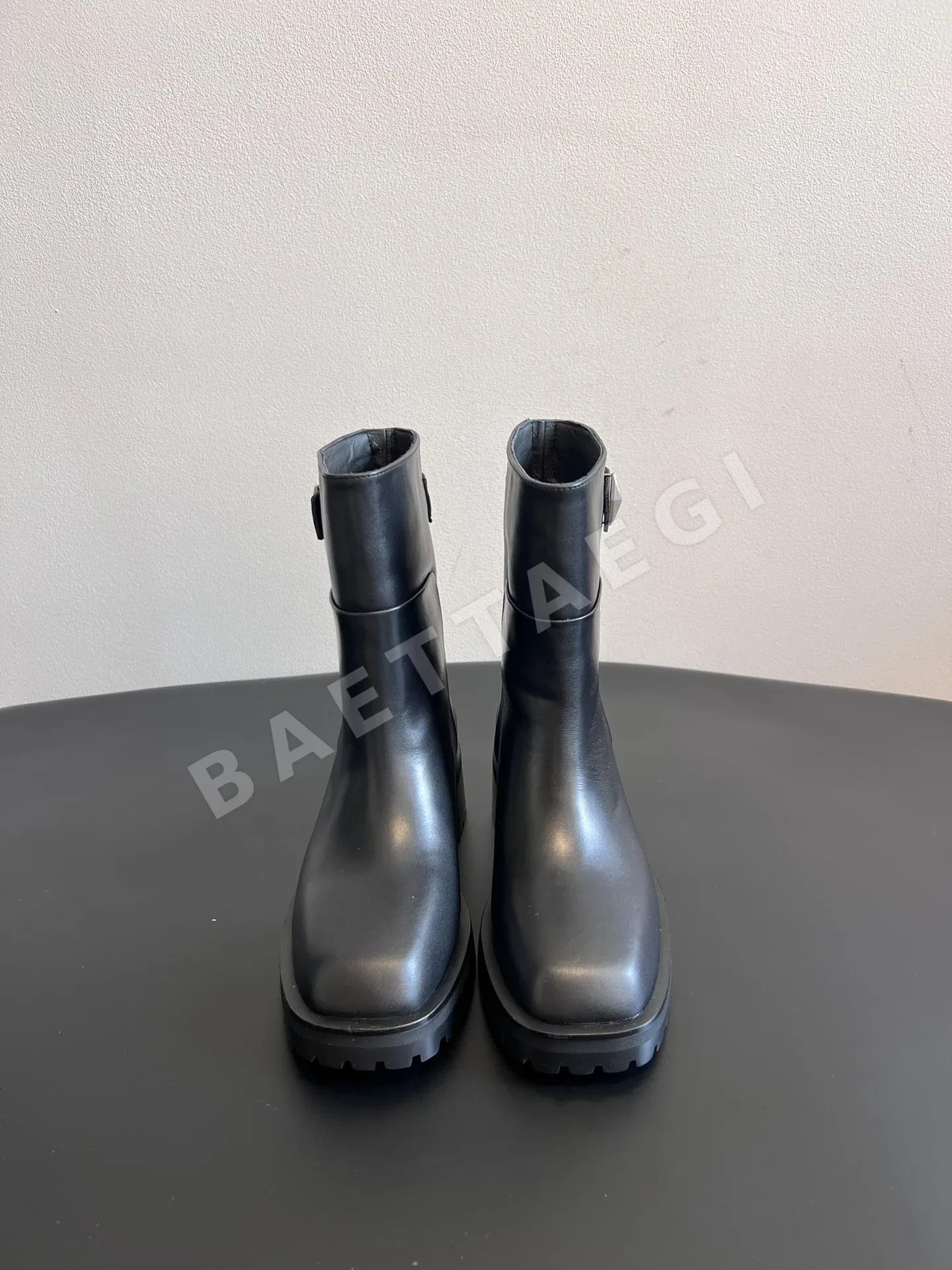 지미추 가죽 버클 부츠 8027