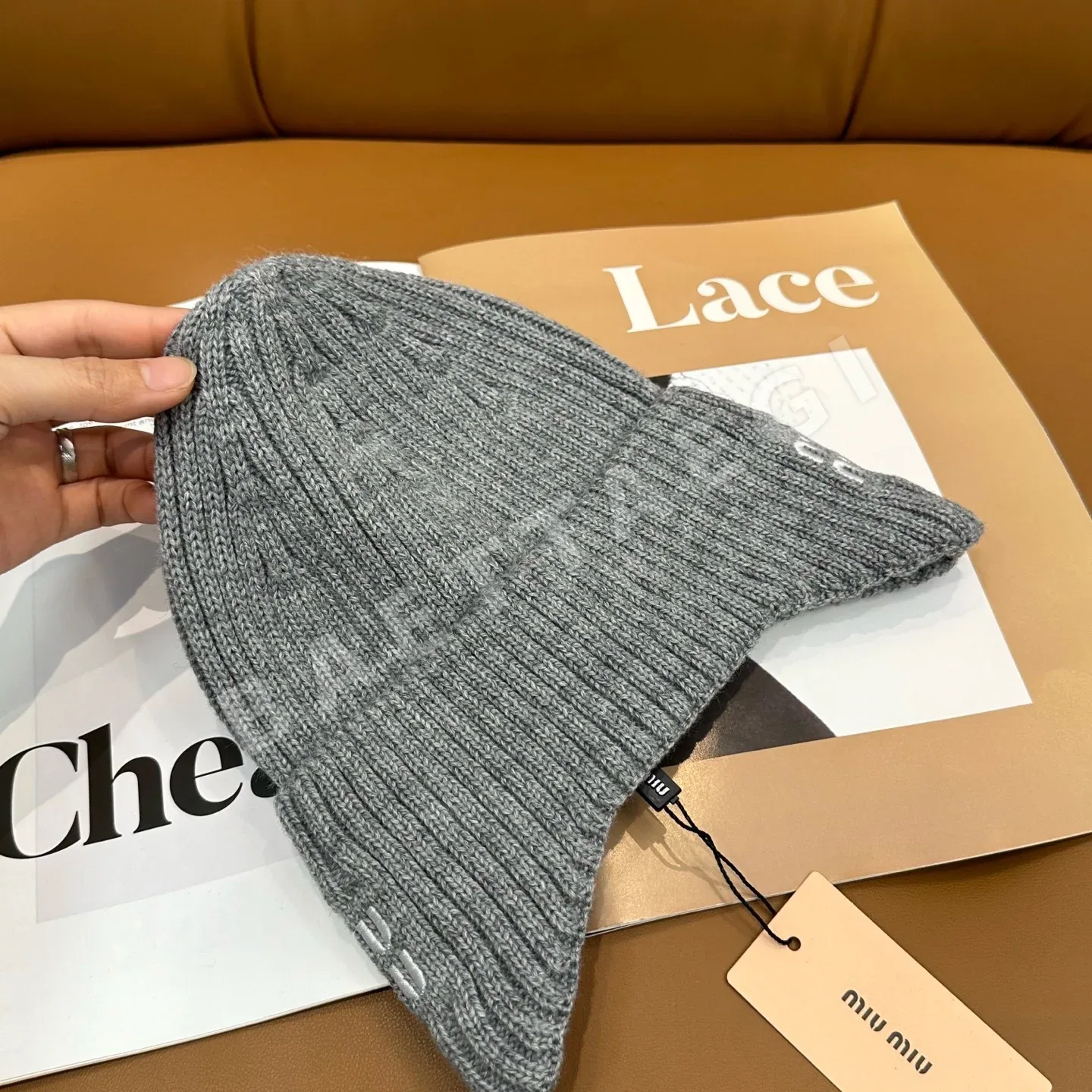 미우미우 모자 81416 Miu Miu Cap 상세 이미지 6