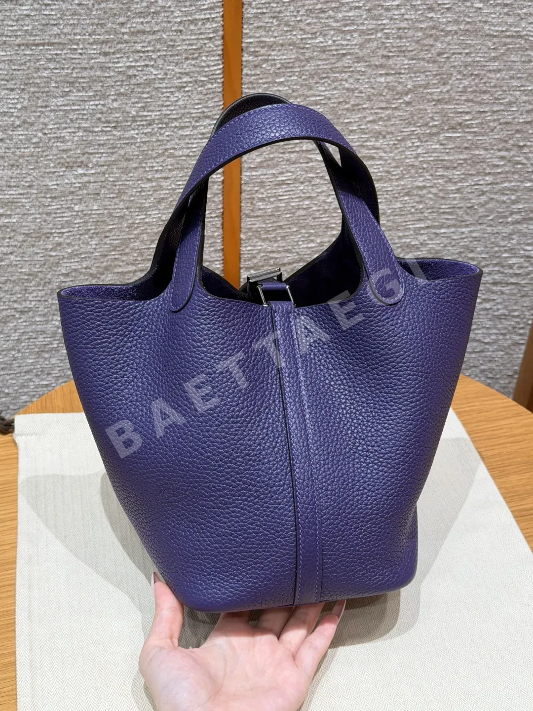 에르메스 피코탄 락 18 cm 가방 상세 이미지 2