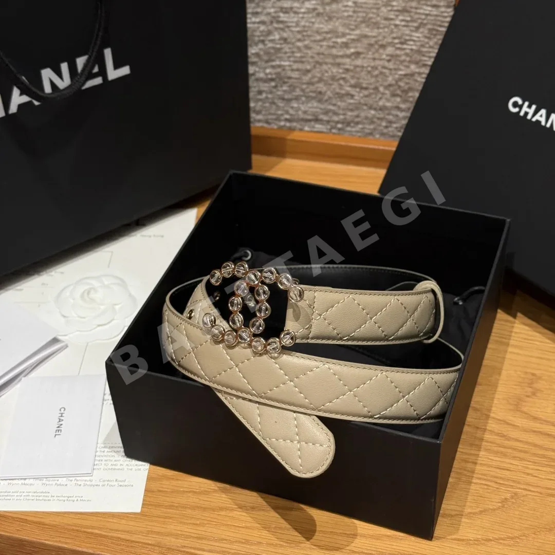 샤넬 더블 C 메탈 로고 램스킨 벨트 172145