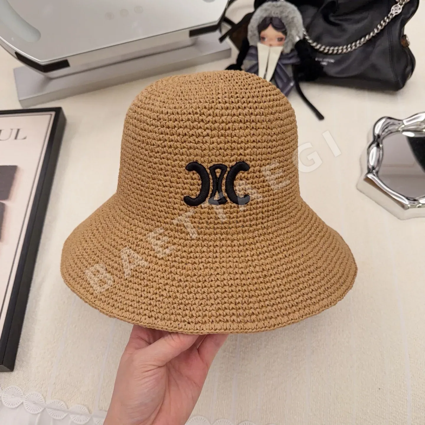 셀린느 크로셰 짜임 밀짚 모자 상세 이미지 2