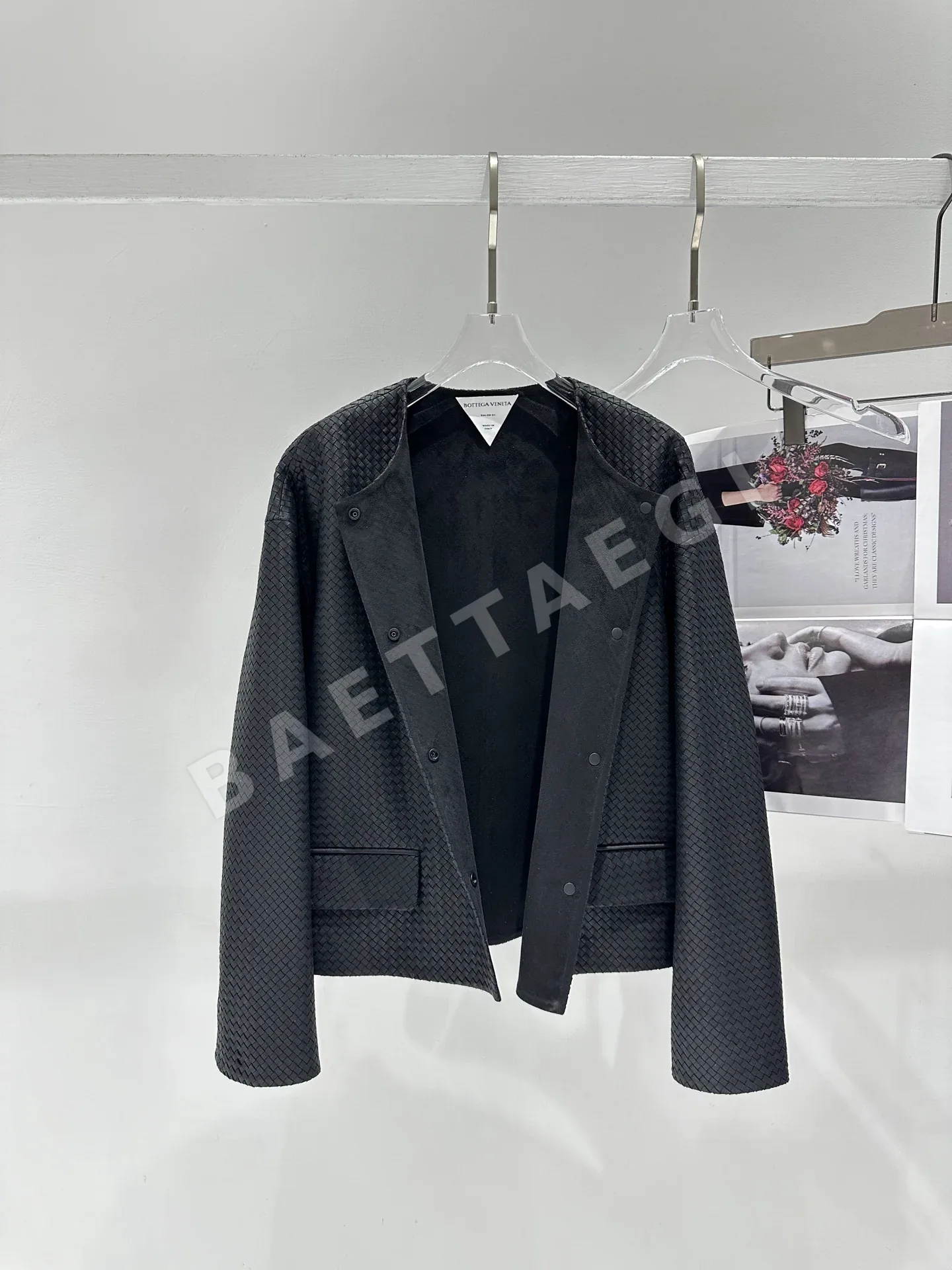 보테가베네타 수입 소가죽 카라형 여성 자켓 상세 이미지 3
