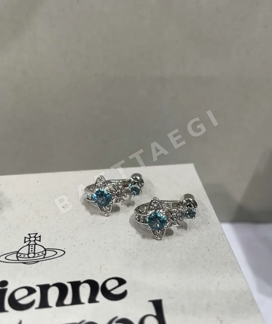 비비안웨스트우드 귀걸이 65113 Vivienne Westwood Earrings 상세 이미지 3