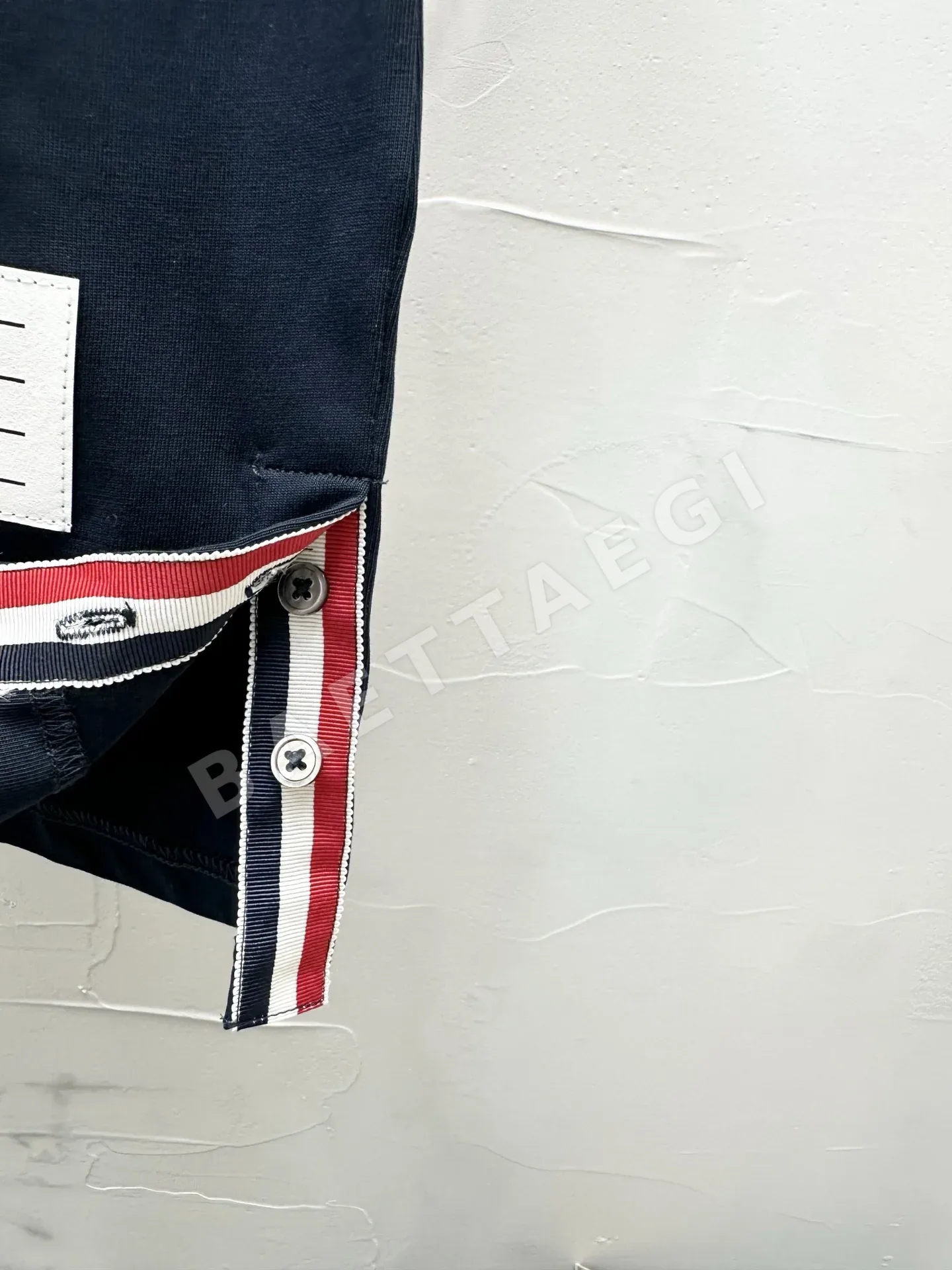 톰브라운 테니스 라켓 퍼피 크루넥 코튼 반팔 티셔츠 상세 이미지 6