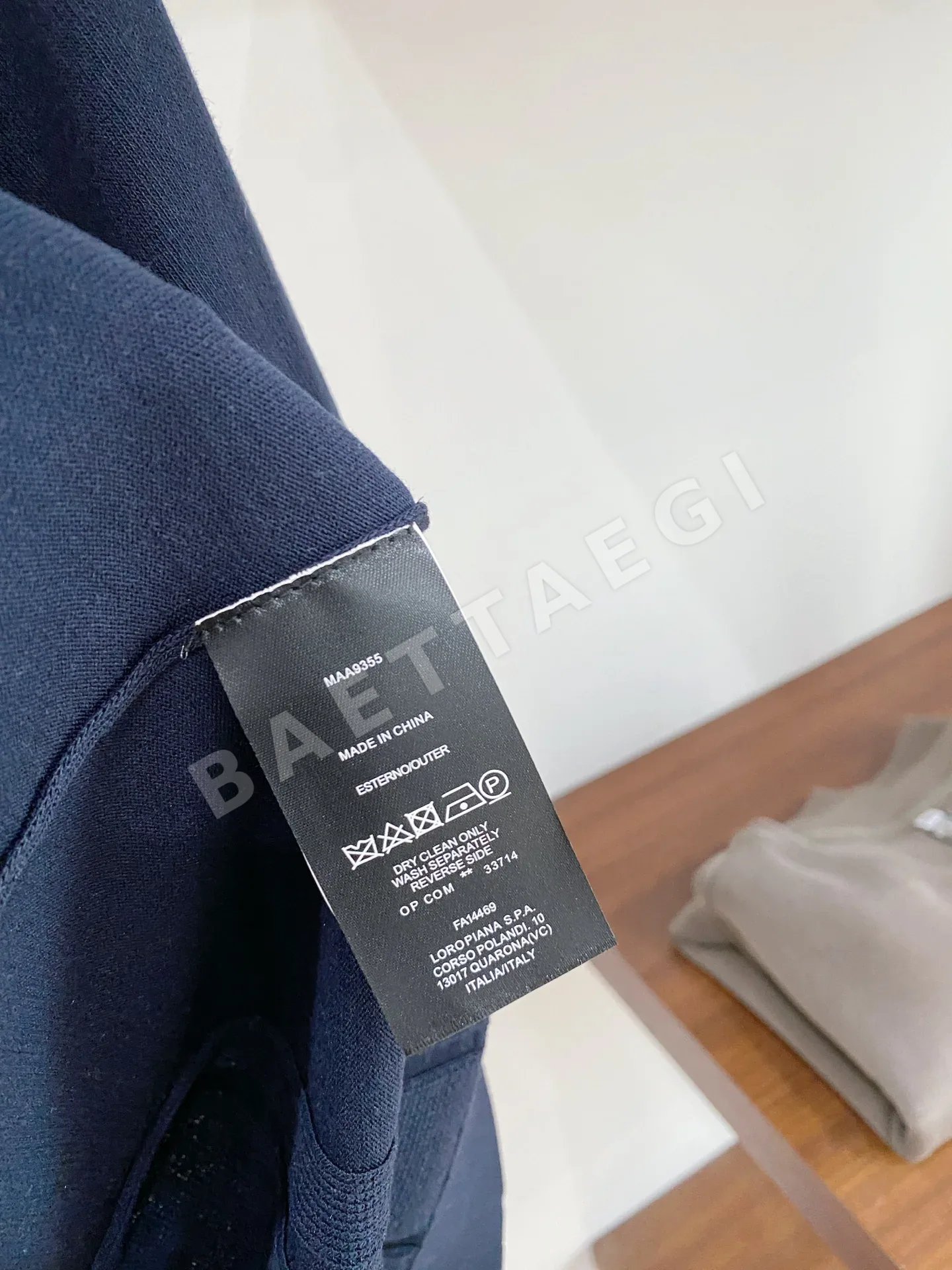 로로피아나 린넨 혼방 남성 반팔 티셔츠 상세 이미지 10