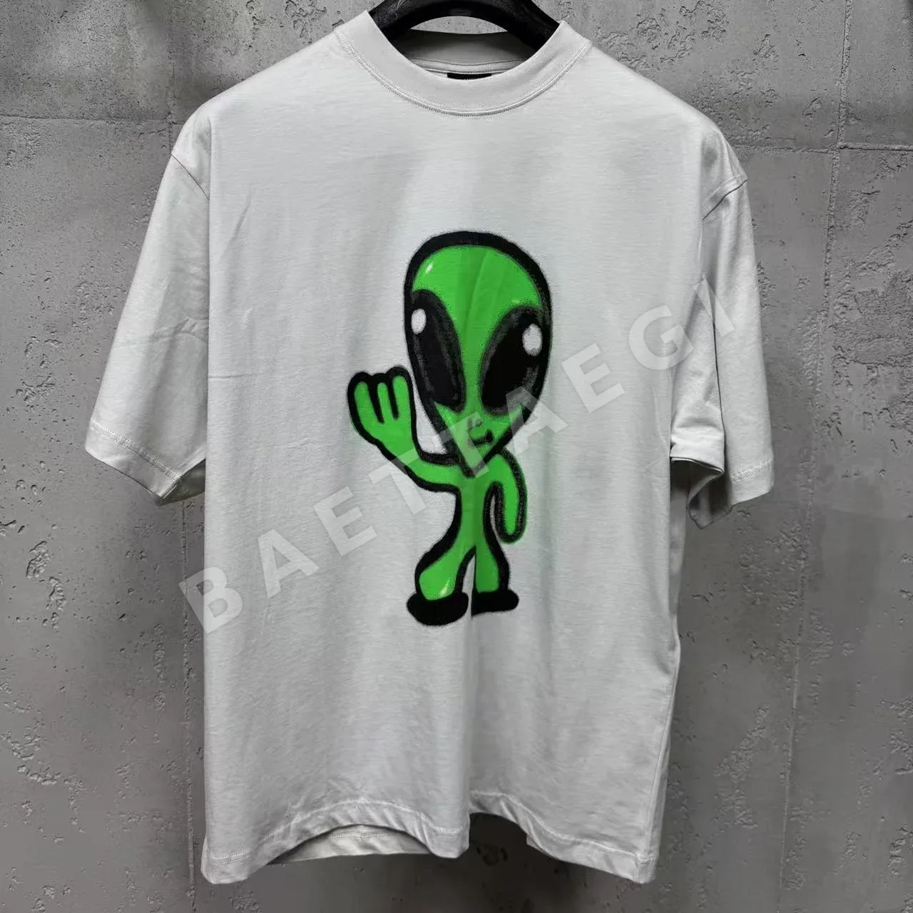 발렌시아가 남성 반팔 티셔츠 102952