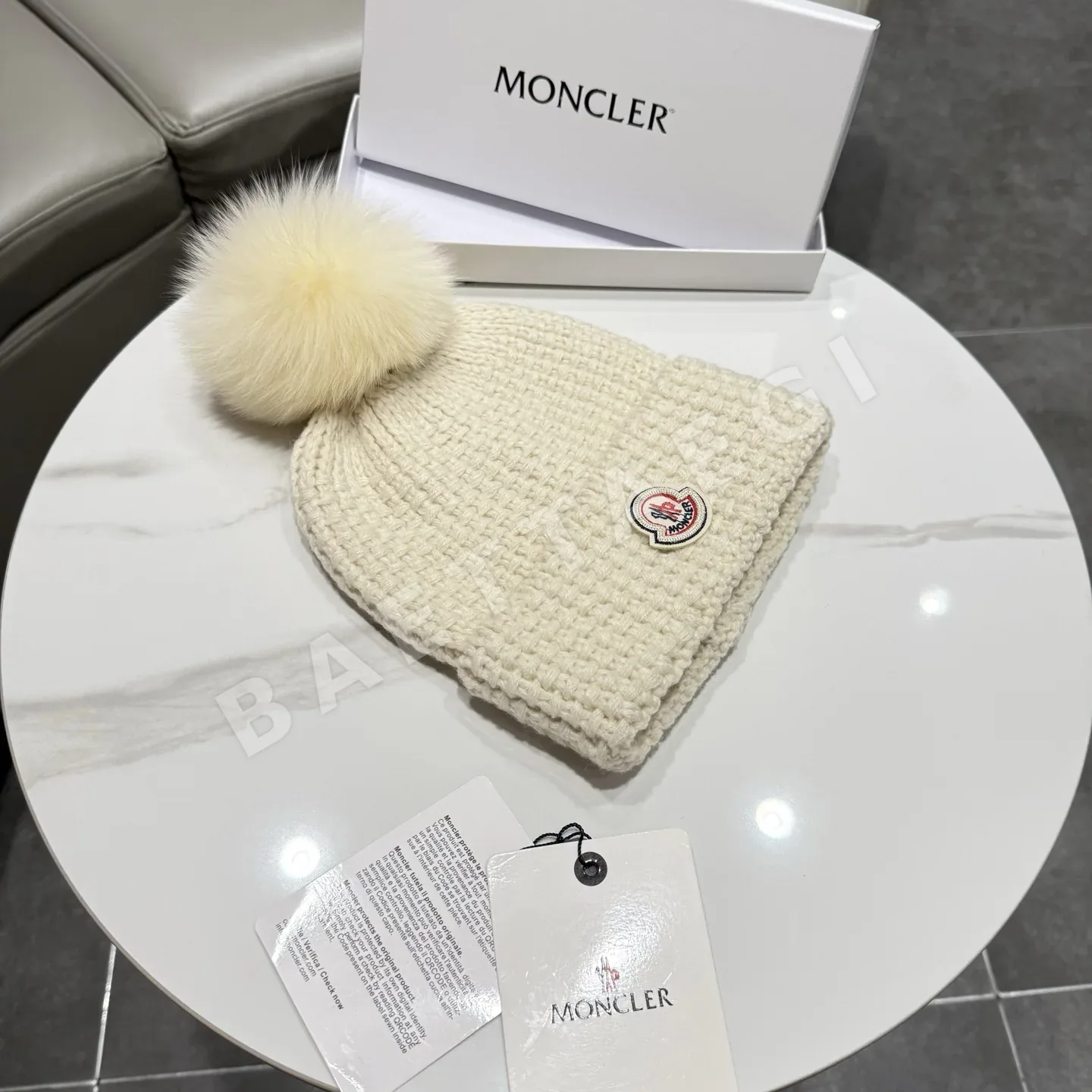 몽클레르 니트 모자 상세 이미지 3
