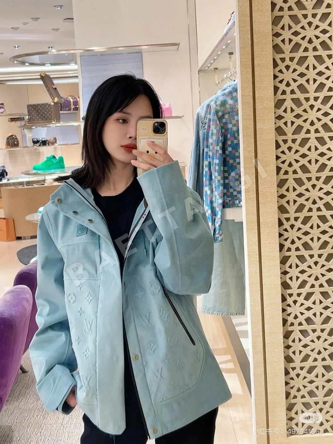루이비통 엠보스 모노그램 후드 구스 다운 자켓 상세 이미지 30