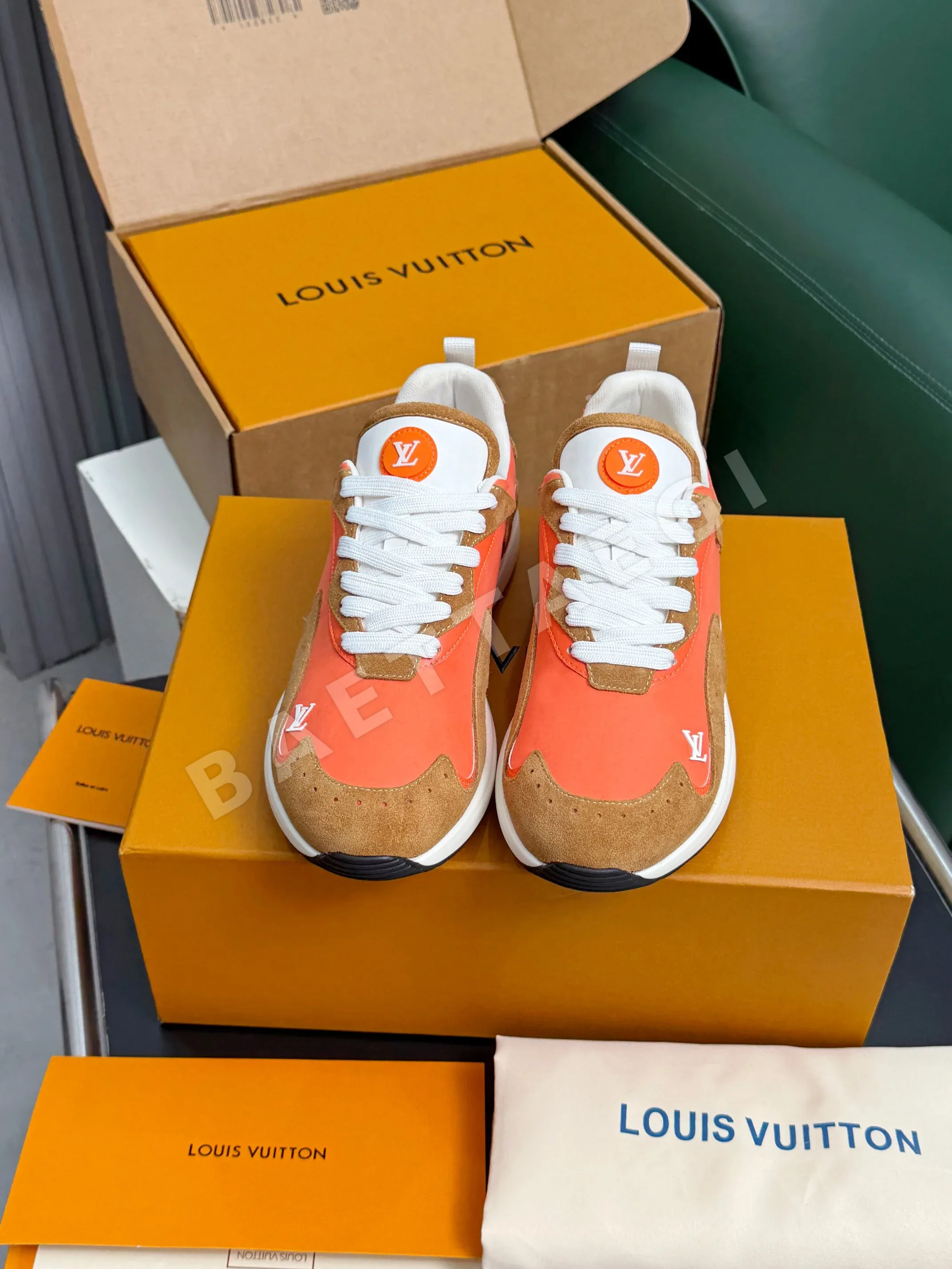 루이비통 LV 드롭 300 (LV Drop 300) 스니커즈 상세 이미지 6