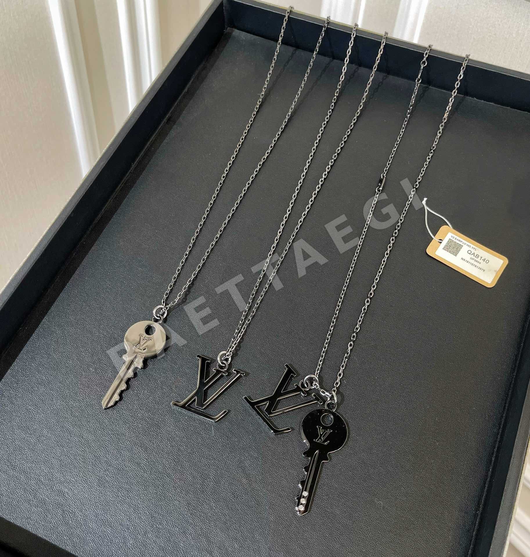 루이비통 LV 키 장식 목걸이 상세 이미지 2