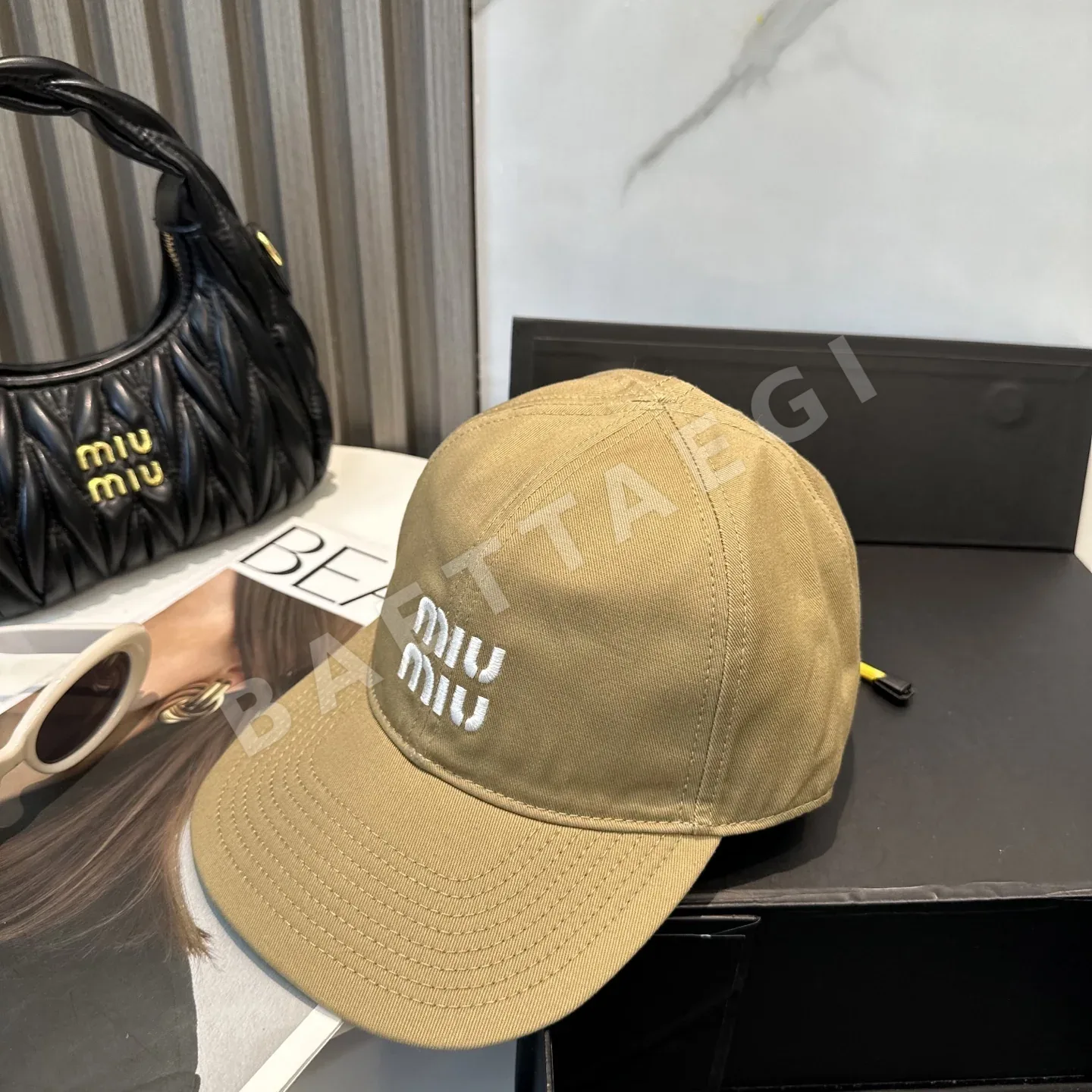 미우미우 모자 81112 Miu Miu Cap 상세 이미지 6