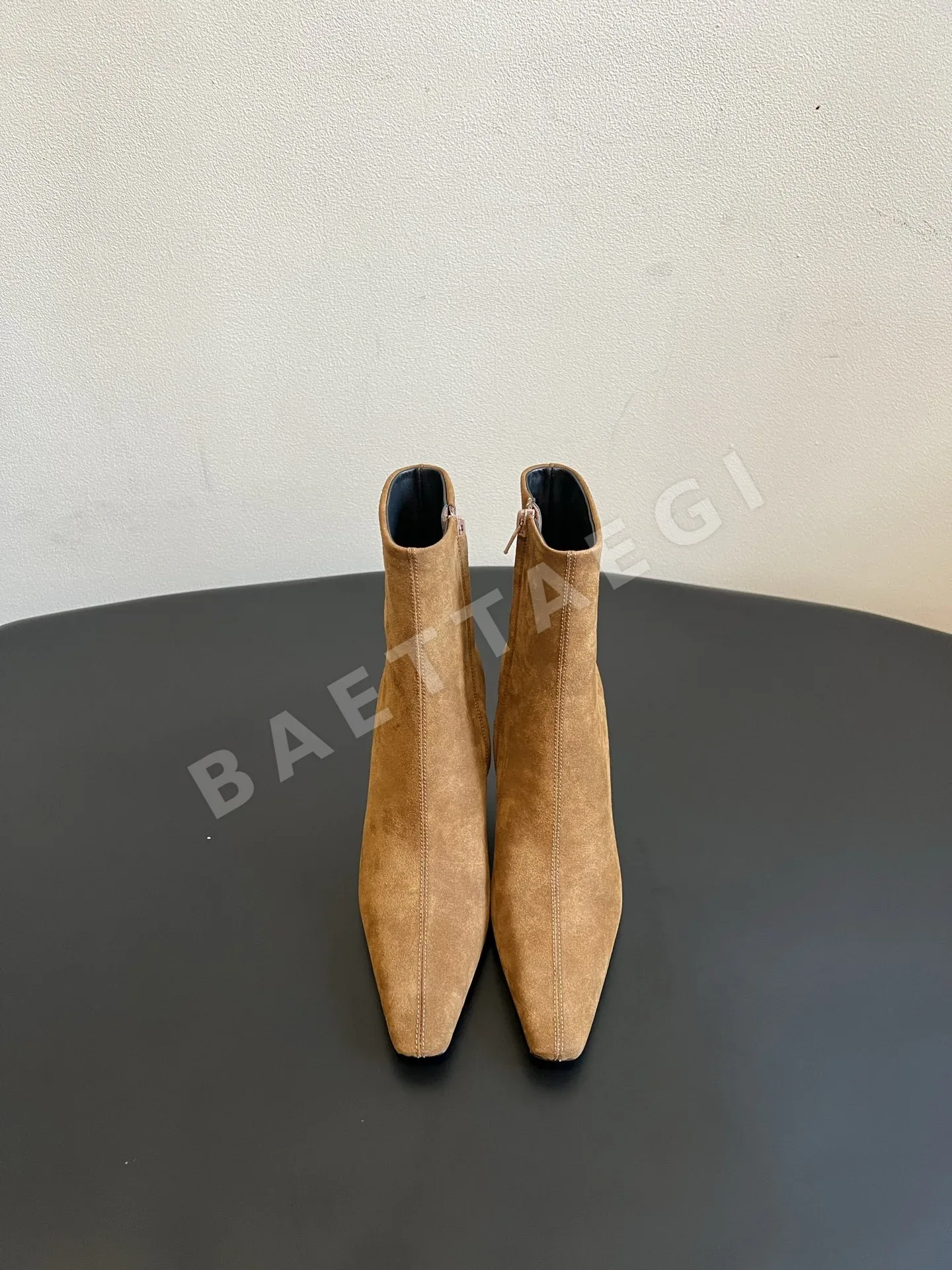 생로랑 부츠 여성 포인티드 토 193132