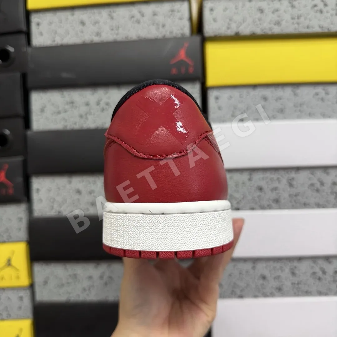 나이키 [PK] 조던 1 레트로 로우 OG IW6276-001 201958 Nike Jordan 1 Retro Low OG Banned .5 상세 이미지 5