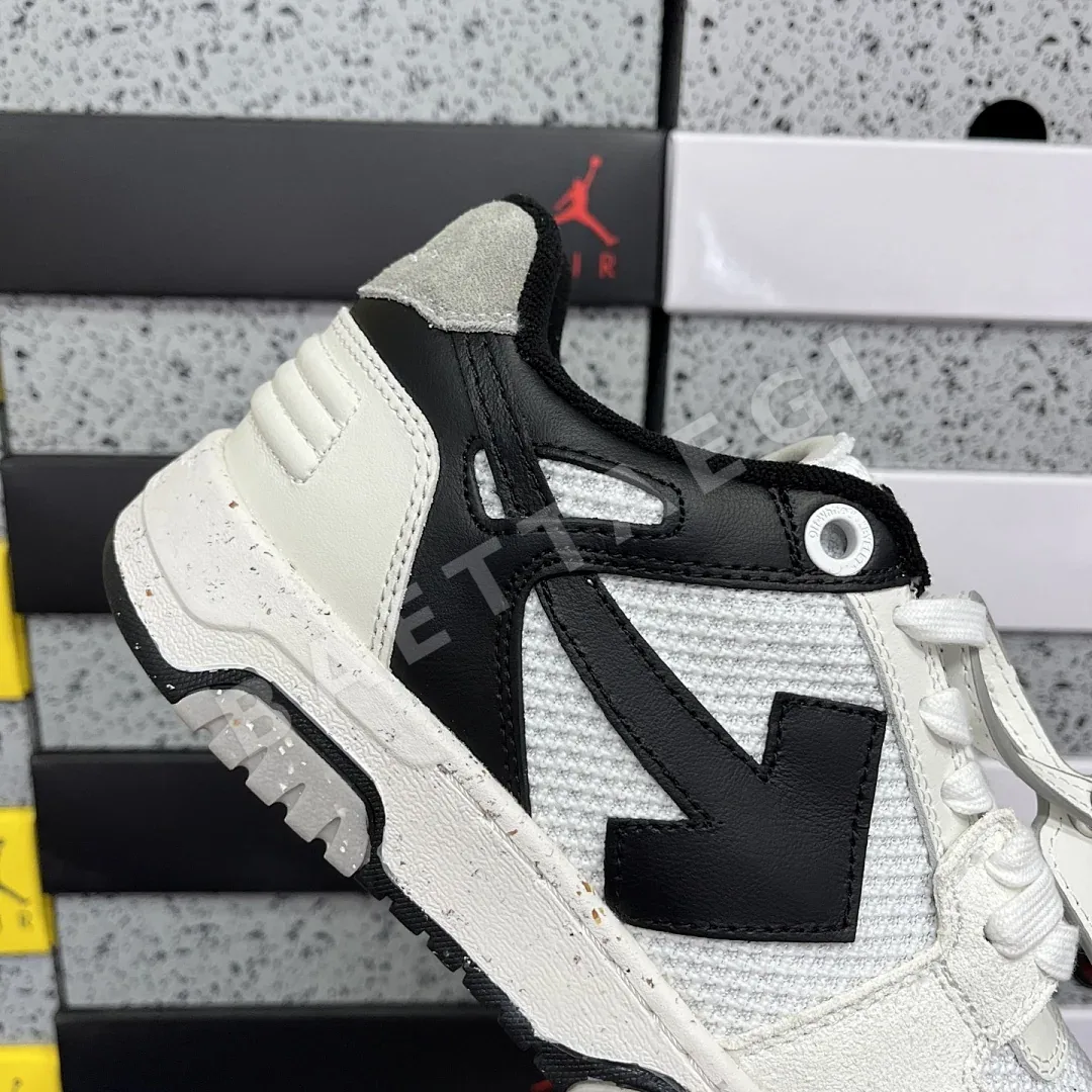 오프화이트 아웃 오브 오피스 OOO 로우 탑스 202408 Off White Out Of Office OOO Low Tops White 상세 이미지 8
