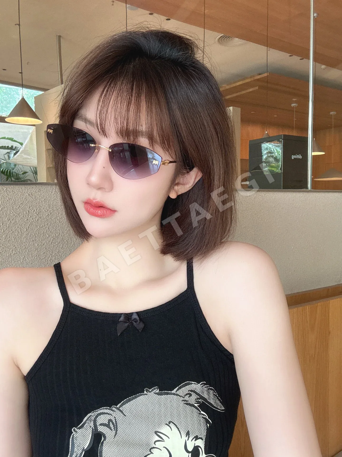 미우미우 VMU 75 ZS 선글라스 상세 이미지 2