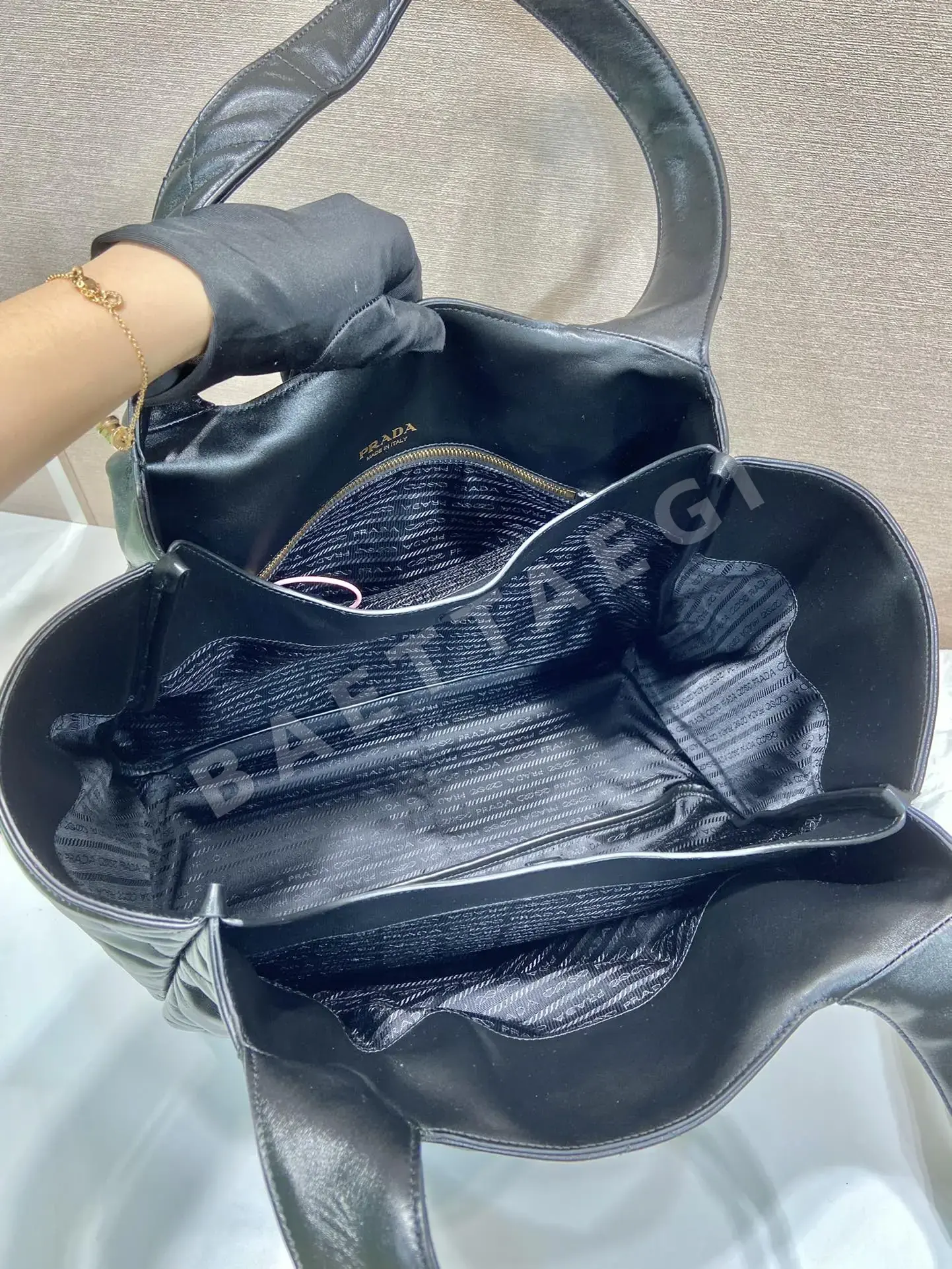 프라다 다이아몬드 패턴 대형 쇼핑백 1BG449 상세 이미지 7
