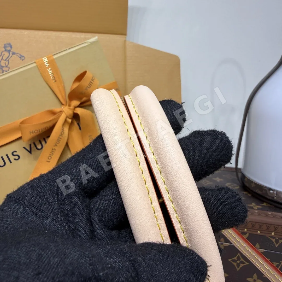 루이비통 알마 BB 핸드백 린넨 가방 상세 이미지 8