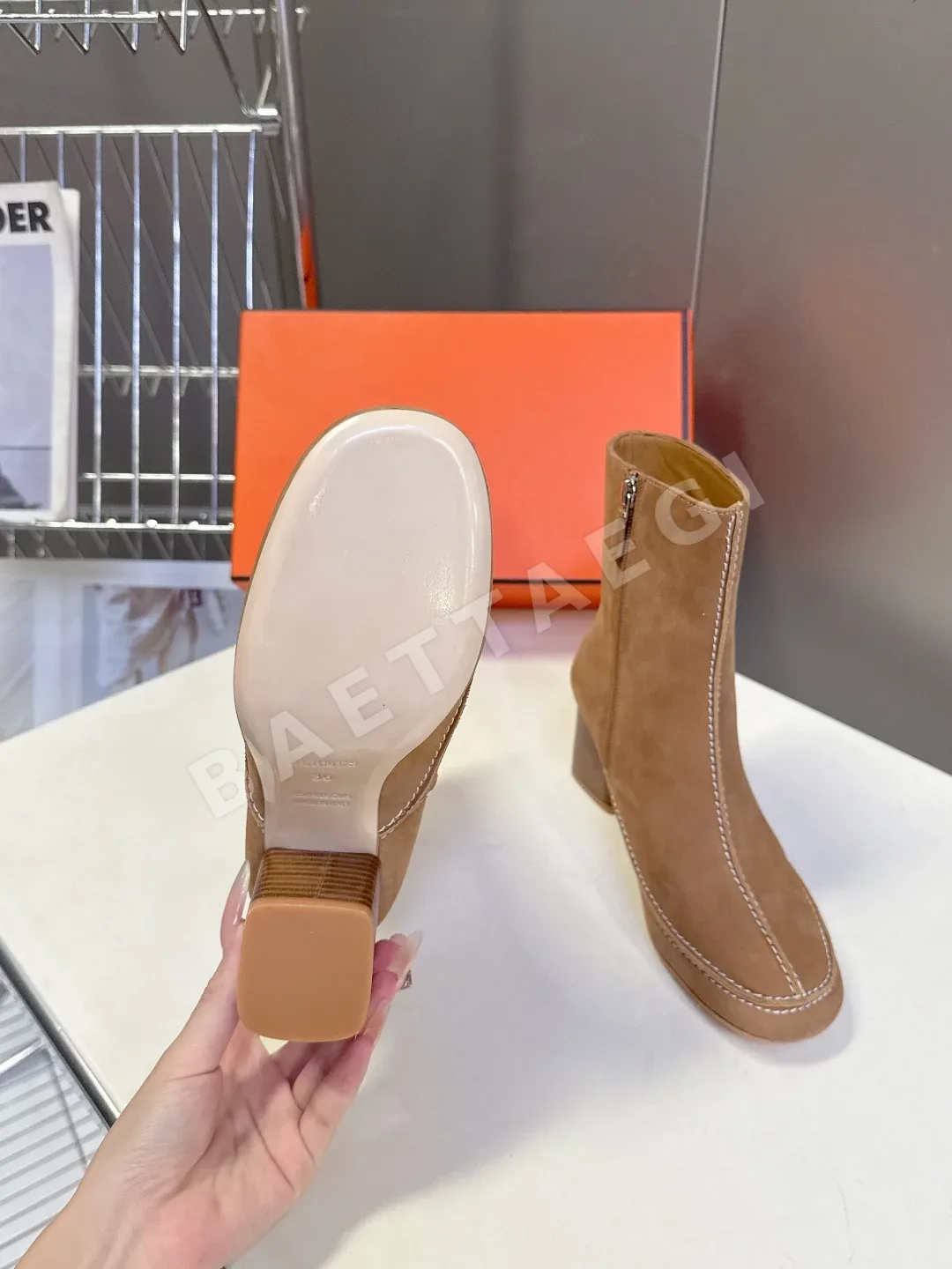 에르메스 모린 앵클 부츠(Maureen Ankle Boot) 상세 이미지 9
