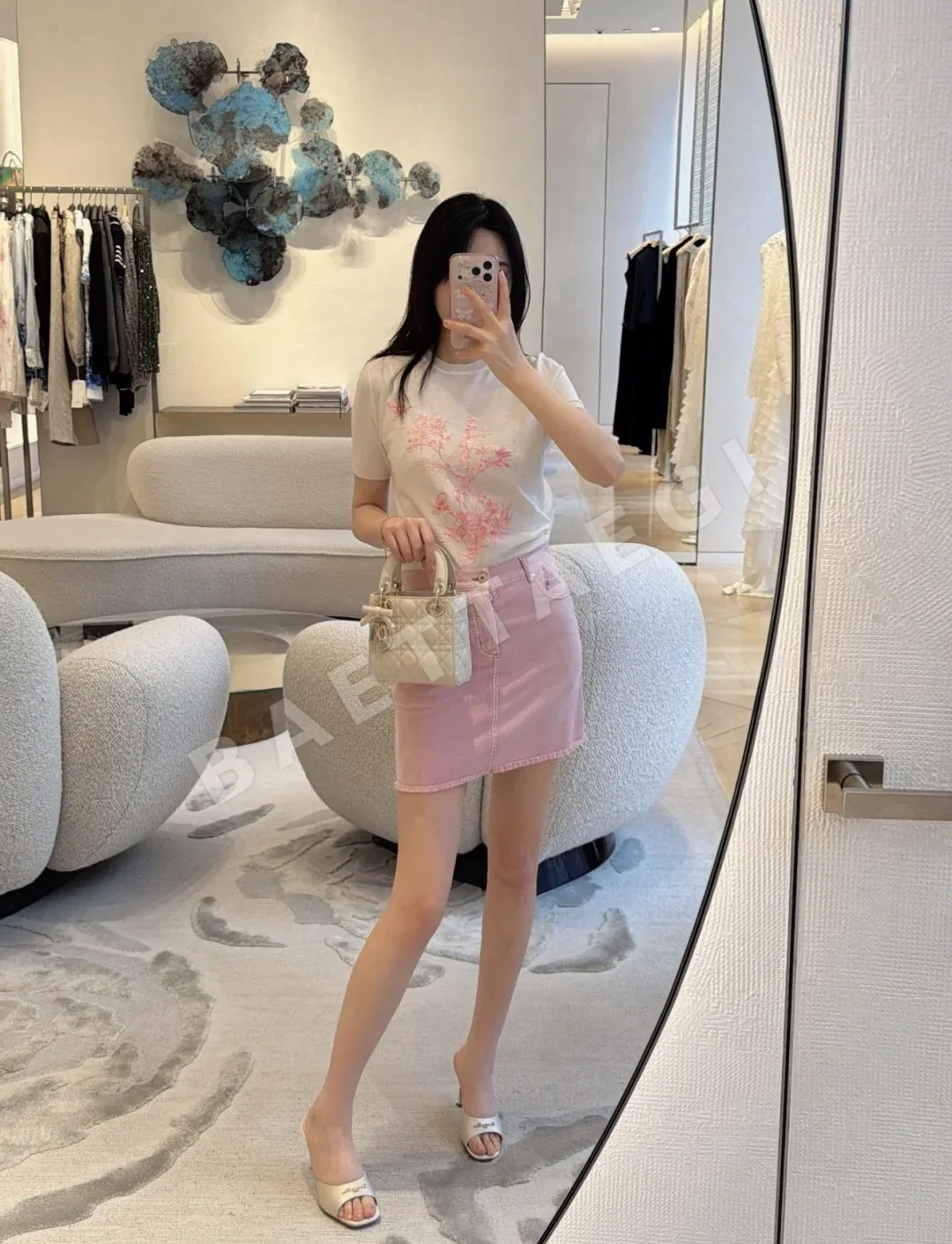 디올 꽃무늬 가든 프린트 반팔 티셔츠 상세 이미지 2