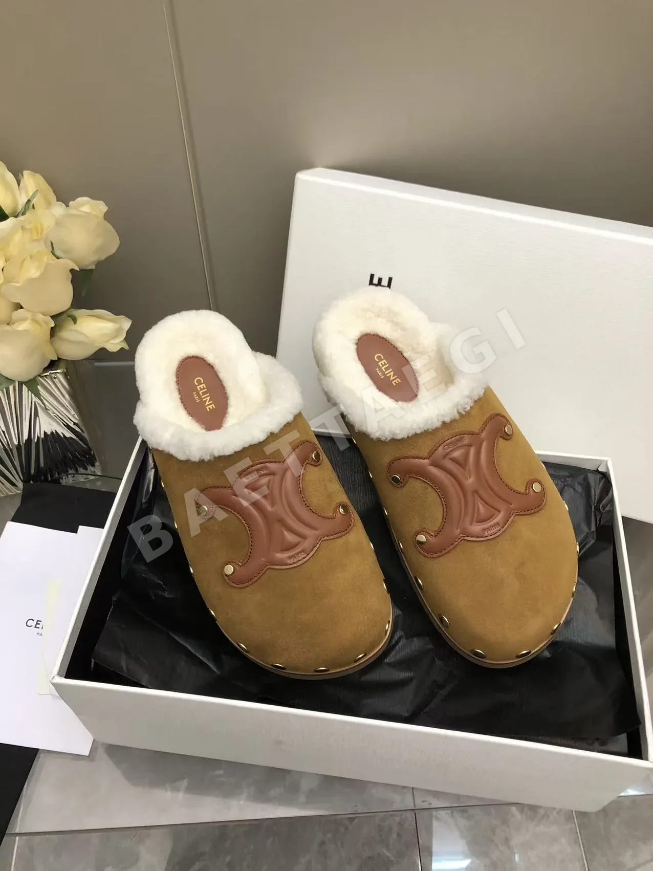 셀린느 브라운 스웨이드 비르켄슈토크 신발 상세 이미지 4