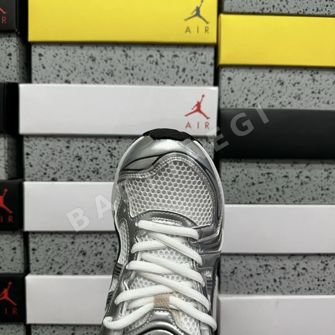 아식스 [LZ] 젤 카야노 14 1203A537-110 200565 Asics Gel-Kayano 14 White Graphite Grey 상세 이미지 2