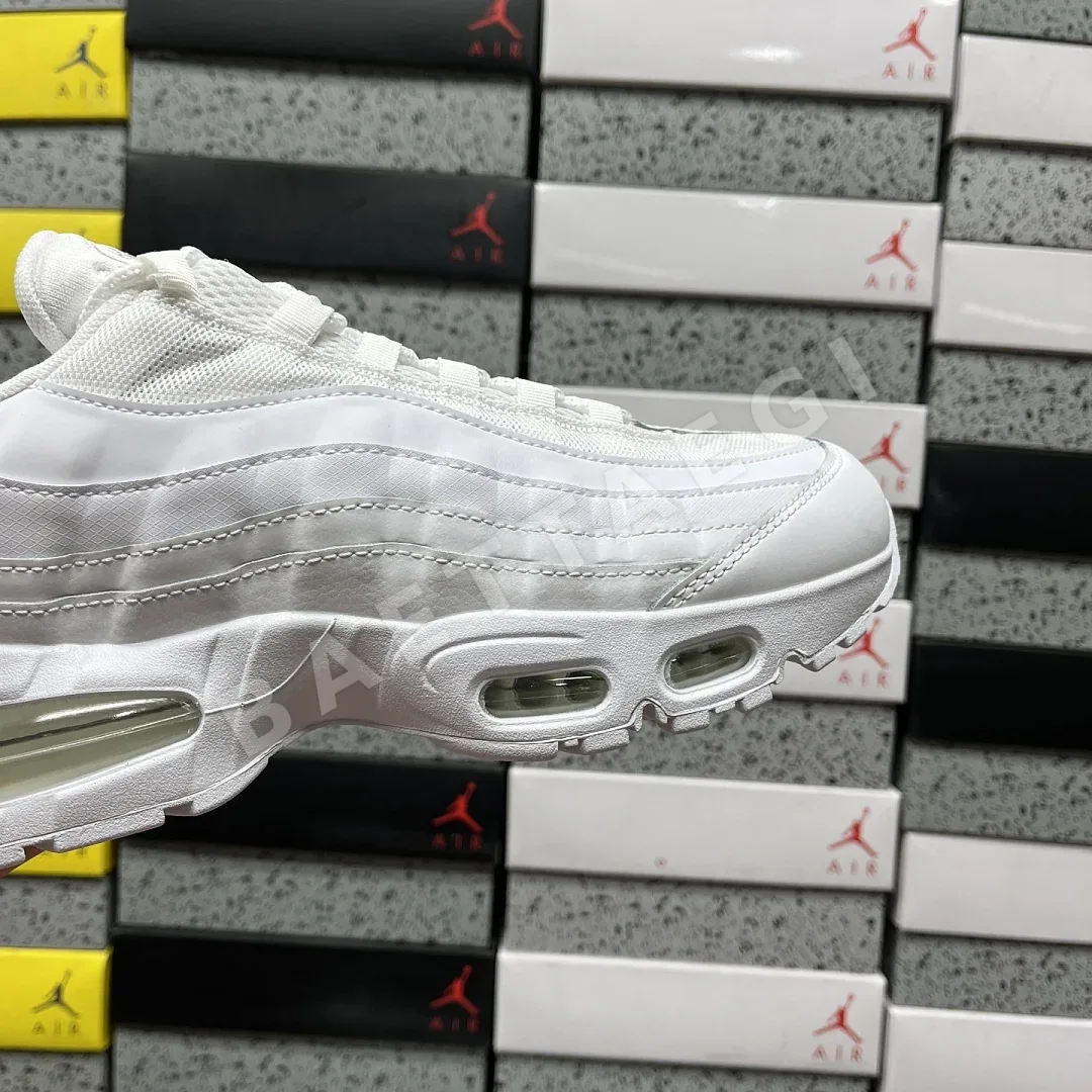 나이키 [WE] 에어 맥스 95 OG HM8755-100 201551 Nike Air Max 95 OG Big Bubble Triple 상세 이미지 3