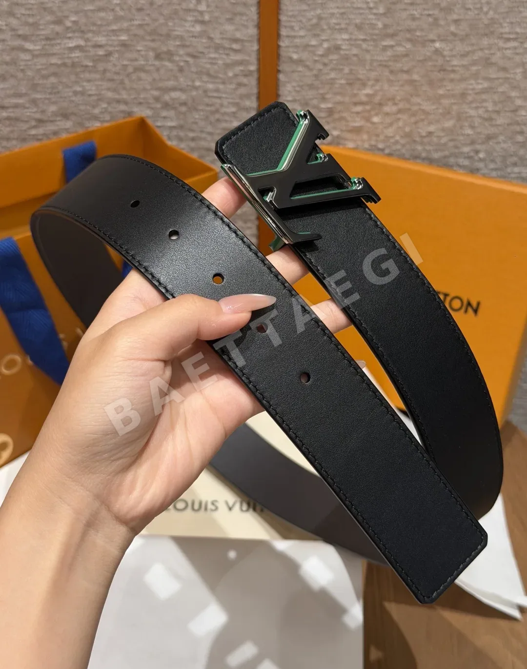 루이비통 옵틱 40mm 리버시블 가죽 벨트 상세 이미지 7