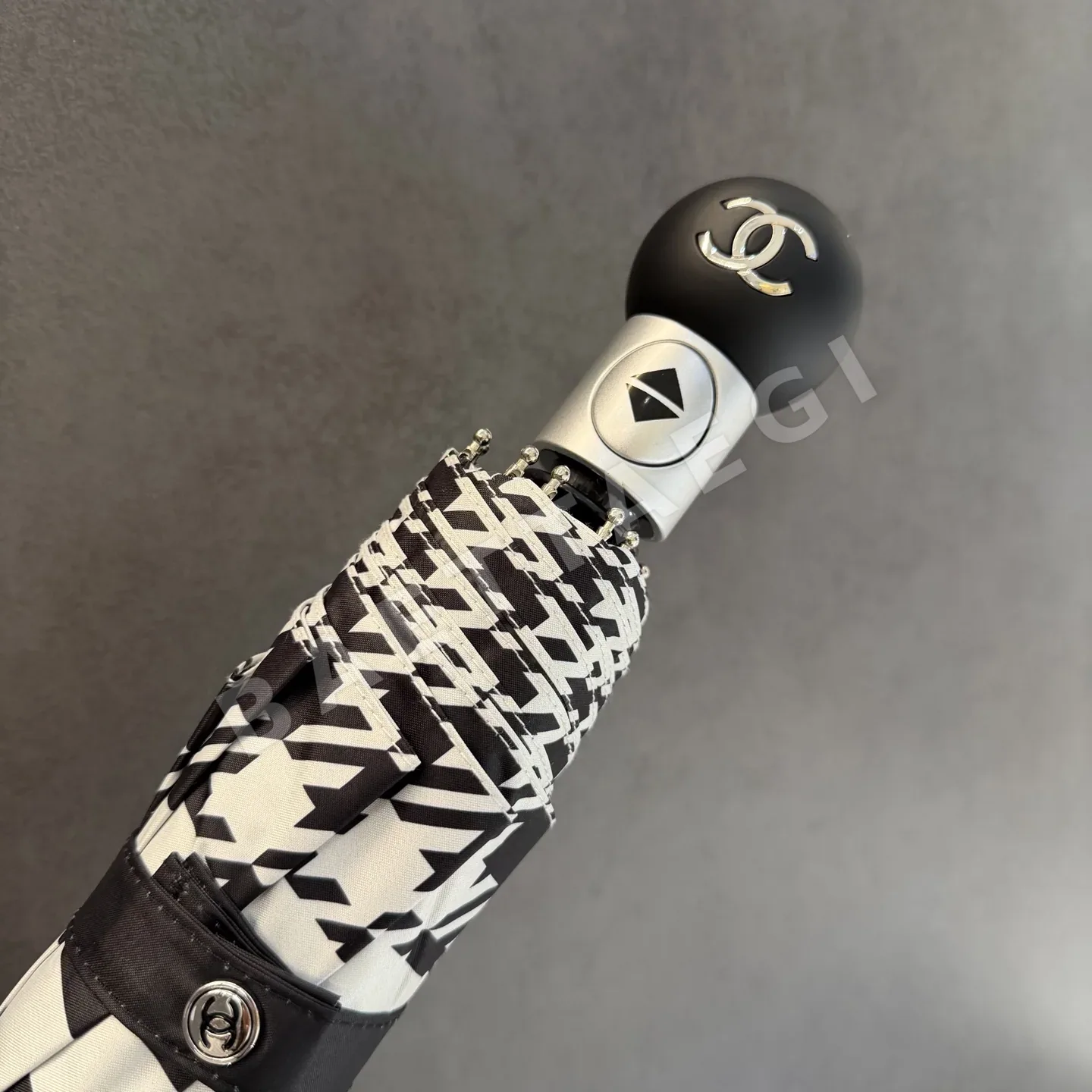 샤넬 우산 85449 Chanel Umbrella 상세 이미지 3