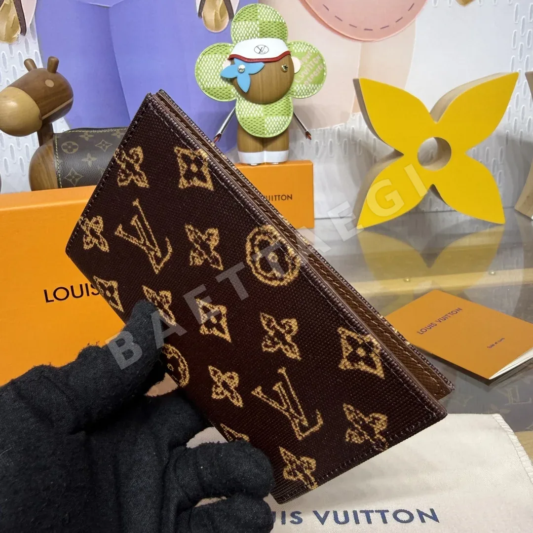 루이비통 모노그램 오리진 여권 지갑 상세 이미지 5